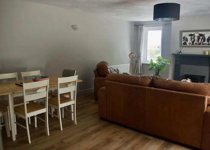 Converted Stables At Peaceful Family Farm Stay